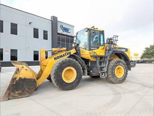 2019 Komatsu WA380-8