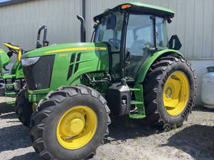 2024 John Deere 6135E