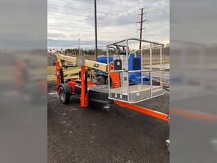 2023 JLG T350