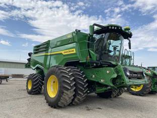 2022 John Deere X9 1100