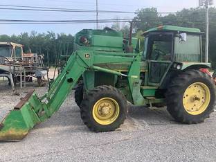John Deere 2940