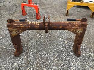 Custom Built QUICK HITCH CAT: 3