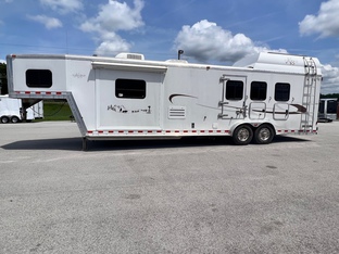 2004 Kiefer 3 HORSE SLANT