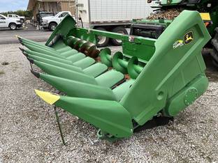 2022 John Deere C8R stalk master