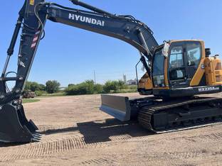 2023 Hyundai HX235A LCR
