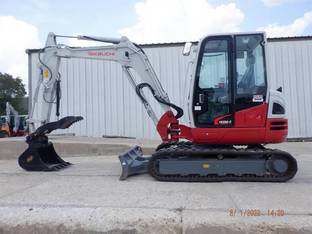 2023 Takeuchi TB250-2