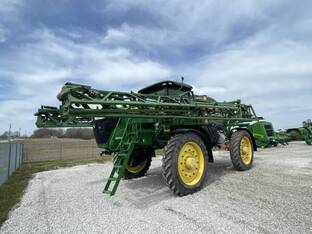 2017 John Deere R4045