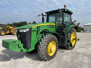 2018 John Deere 8245R