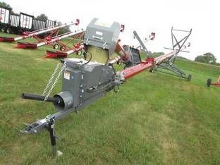 2024 Harvest International 1085