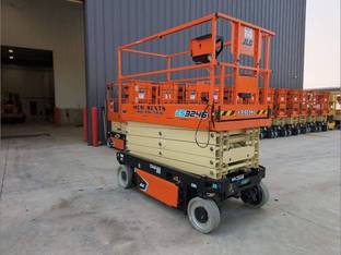 2023 JLG ES3246