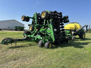 2014 John Deere 1890