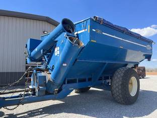 2005 Kinze 850
