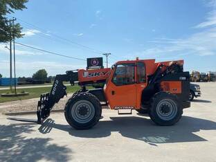 2023 JLG 8042