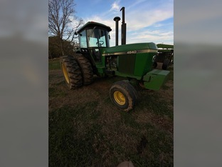 John Deere 4640
