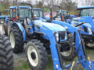 2015 New Holland WORKMASTER 60