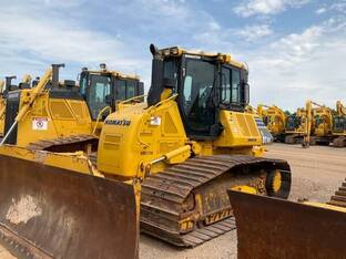 2019 Komatsu D61PX-24