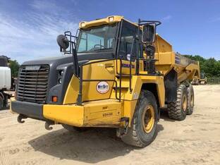 2021 Komatsu HM300-5