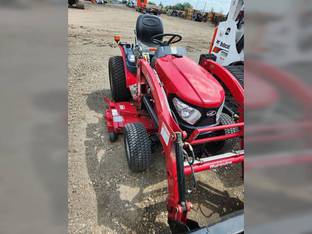 2017 Mahindra eMAX 25 HST