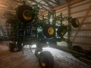 2021 John Deere 2230
