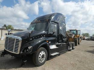 2016 Freightliner CASCADIA 125