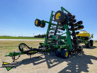 2019 John Deere 1890
