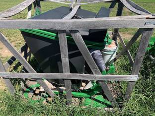 2020 John Deere 13 BUSHEL