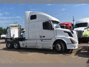 2015 Volvo VNL64T670
