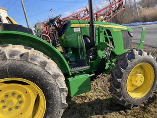 2023 John Deere 5060E