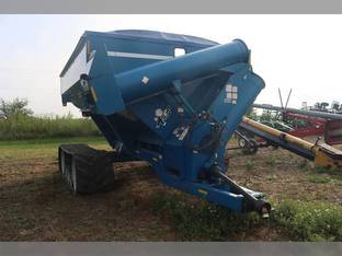 2005 Kinze 850