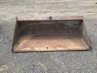 New Holland 67” SKID STEER BUCKET