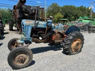 Ford 900