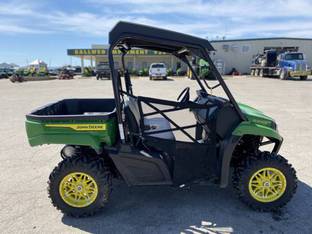 2023 John Deere XUV 590M