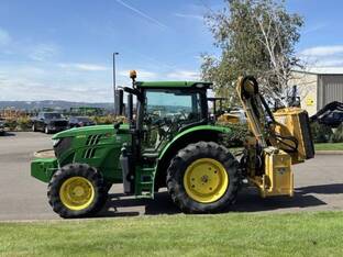 2018 John Deere 6120R