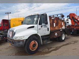 2002 International DURASTAR 4300