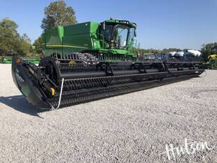 2021 MacDon Industries FD145