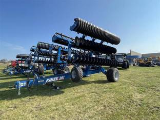 2023 Kinze MACH TILL 261