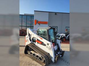 2023 Bobcat Compact Track Loaders T770