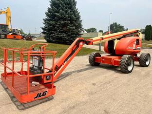 2010 JLG 600AJ