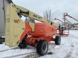 2015 JLG 800AJ