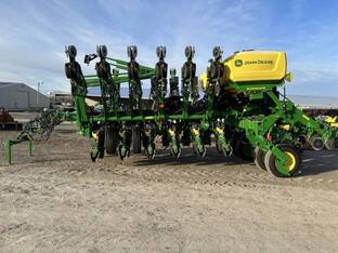 2023 John Deere 1795