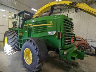 2012 John Deere 7750