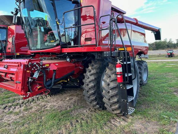 2024 Case IH 7250 Combine HAJF7N4NVPG256102 WEST POINT IMPLEMENT INC   91af4860 C629 419f 8c1c 39eb9f0ebde0 