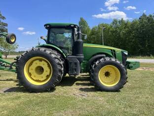 2017 John Deere 8400R