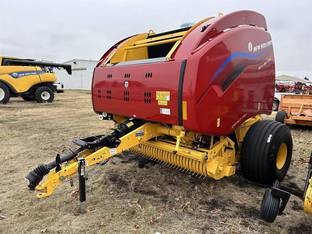 2024 New Holland ROLL-BELT 560