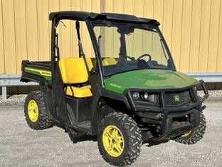 2022 John Deere GATOR XUV 835M