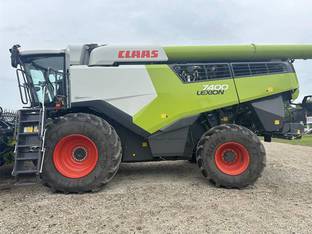 2021 Claas LEXION 7400