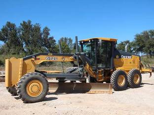2015 John Deere 672G