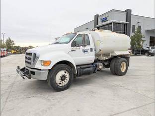 2013 Ford F750 SD