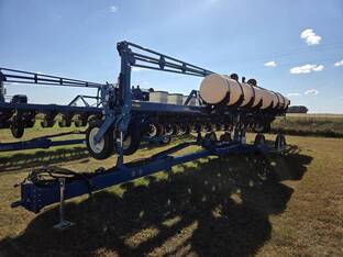 2009 Kinze 3600