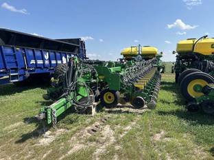 2019 John Deere DB90